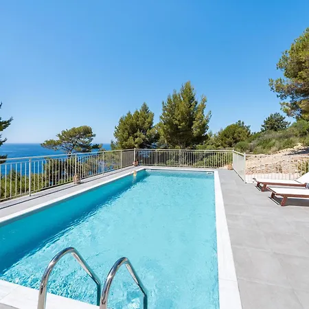 Costa Mediterranea Gaios