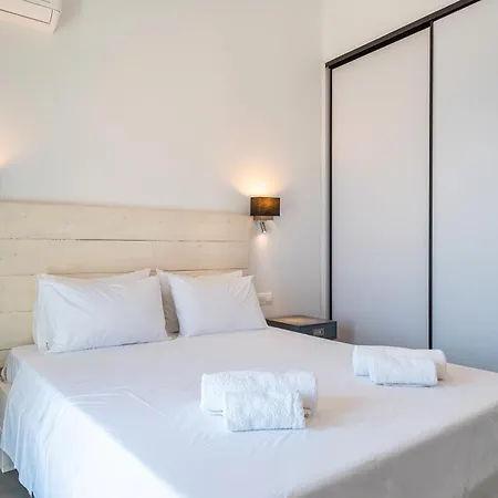 Costa Mediterranea * Gaios