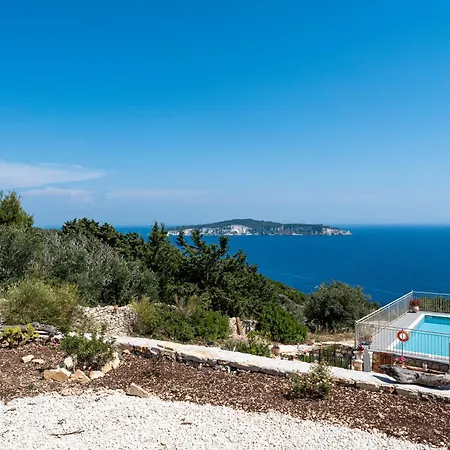 Costa Mediterranea * Gaios