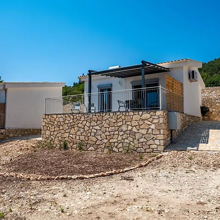 Costa Mediterranea Villa Gaios