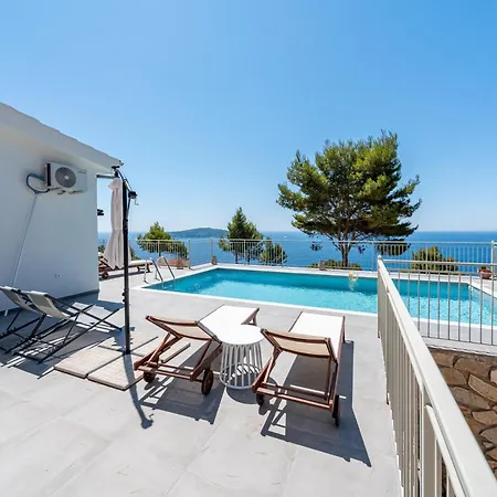 Villa Costa Mediterranea